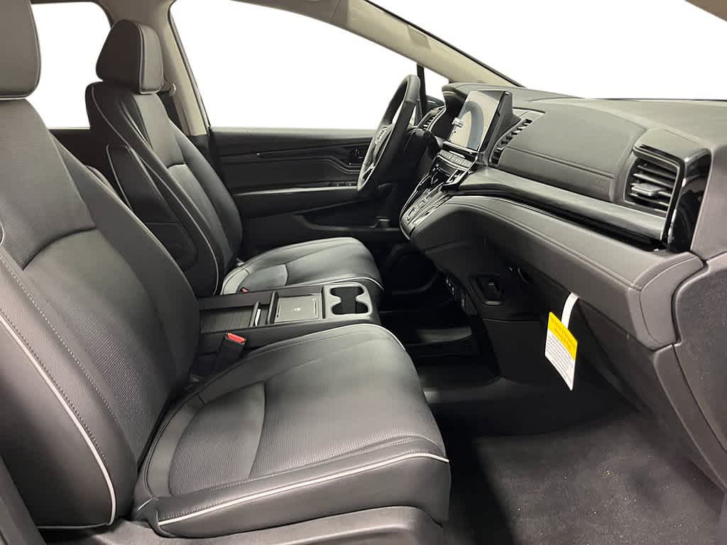 2026 Honda Odyssey - Image 27