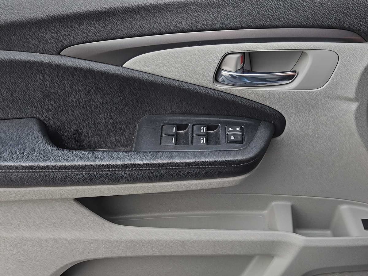 2020 Honda Pilot - Image 22