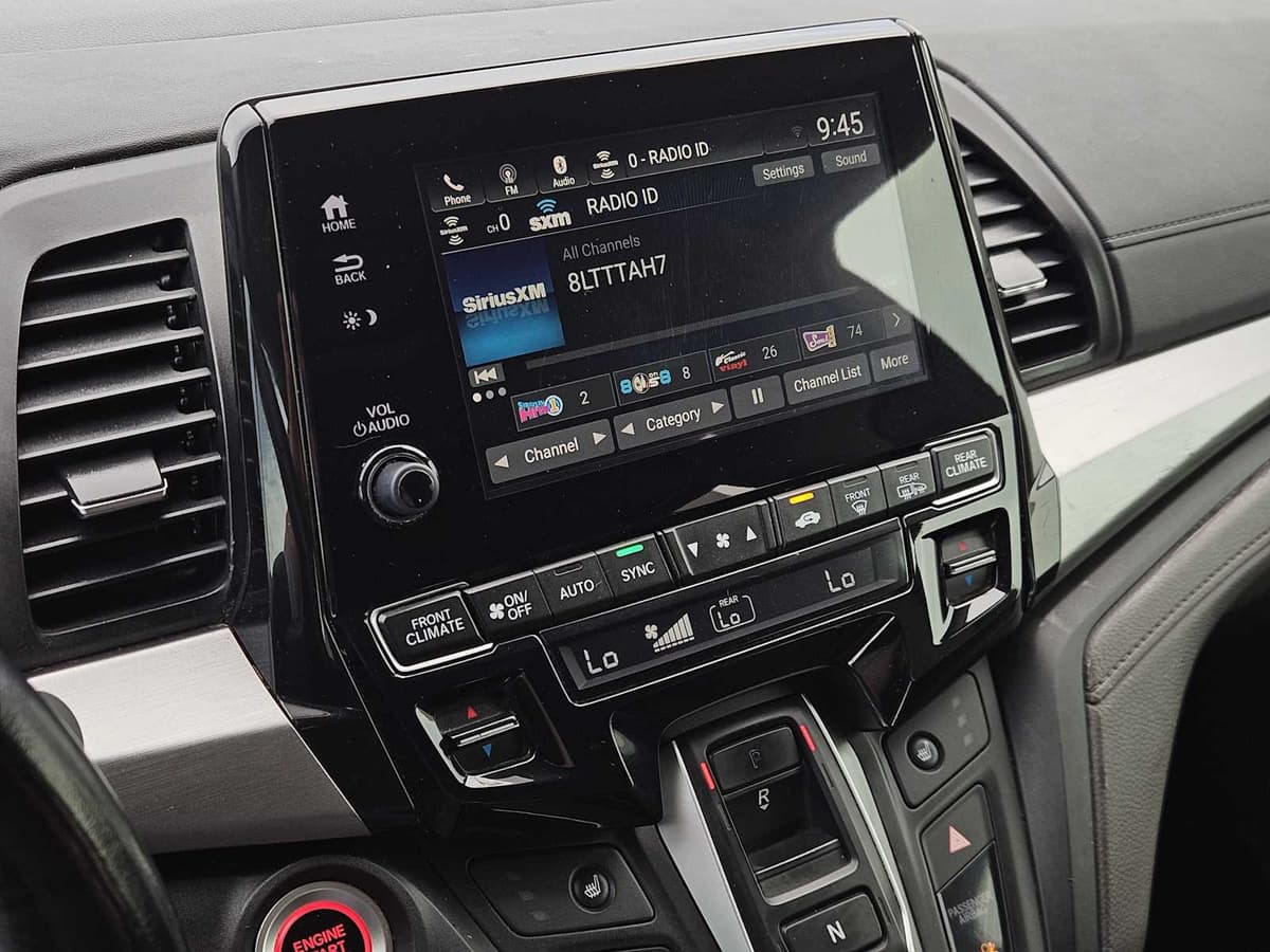 2019 Honda Odyssey - Image 16