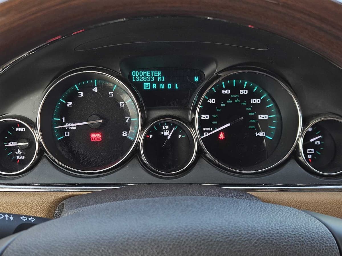 2015 Buick Enclave - Image 16