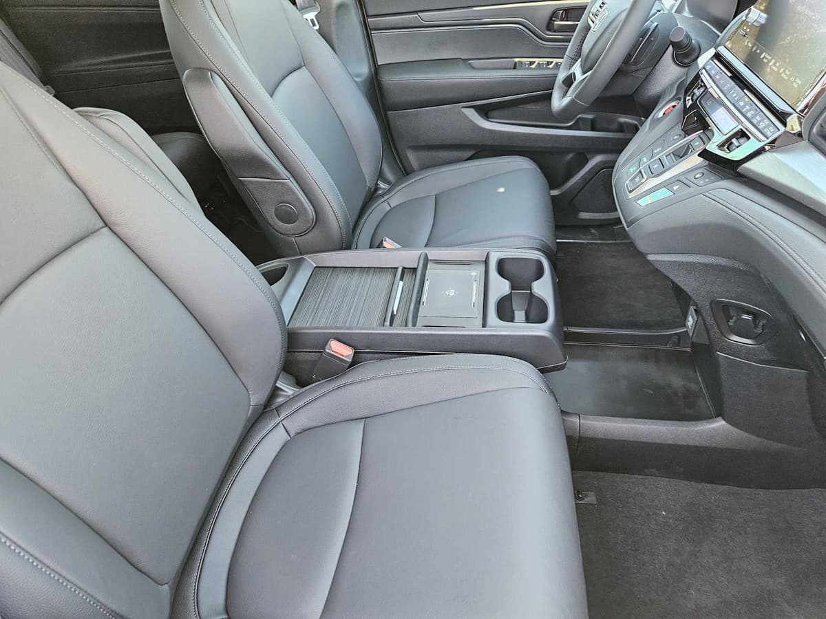 2026 Honda Odyssey - Image 11