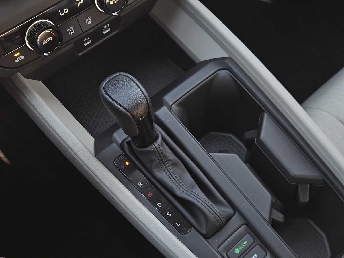 2025 Honda Accord - Image 19