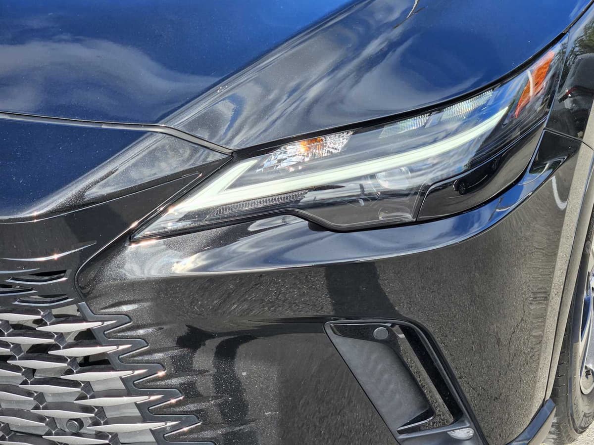 2023 LEXUS RX - Image 7