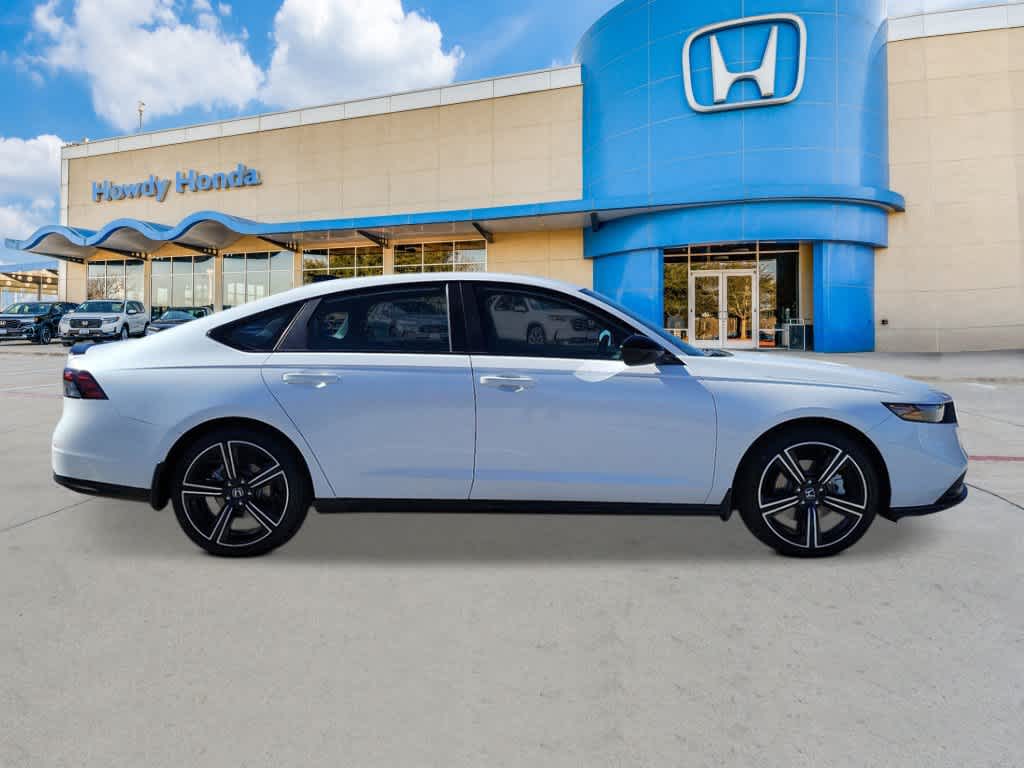 2026 Honda Accord Hybrid - Image 6