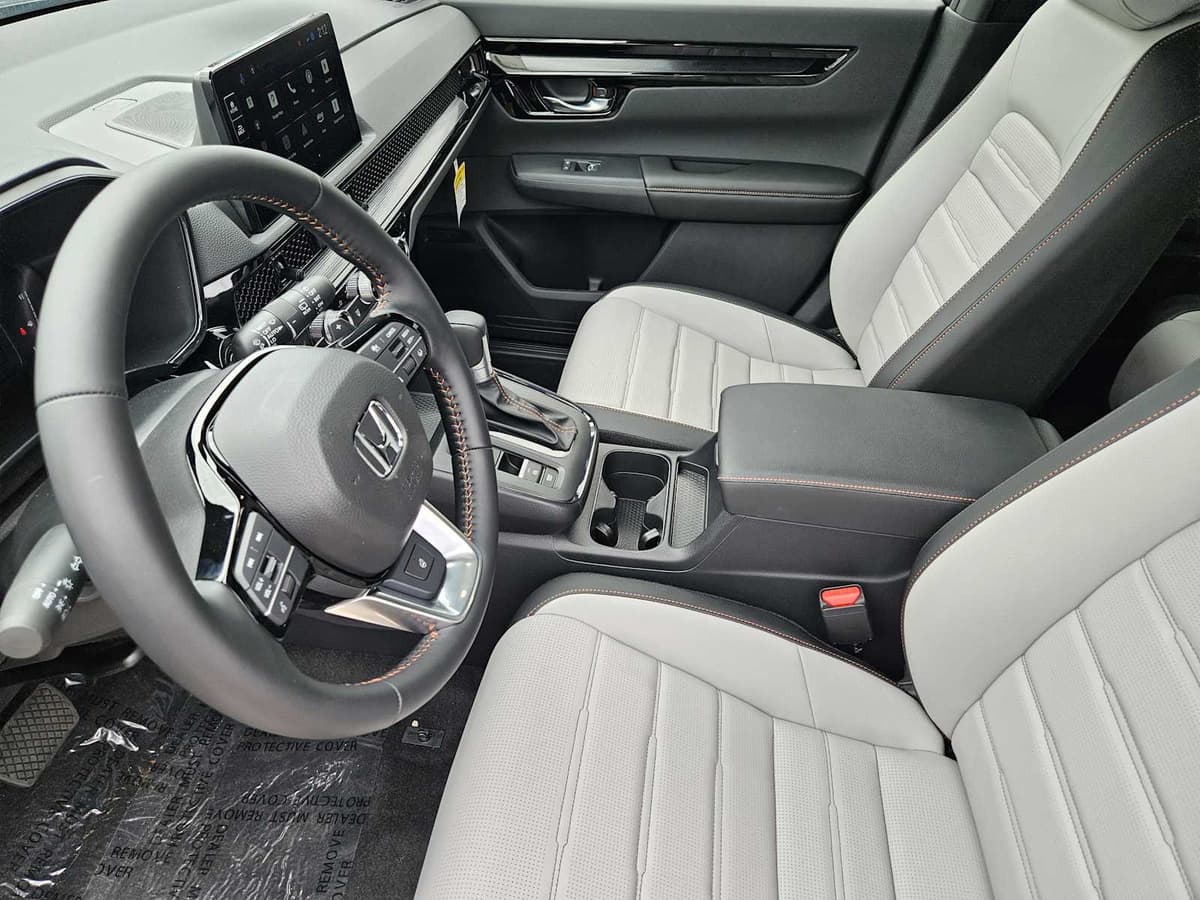 2026 Honda CR-V Hybrid - Image 12