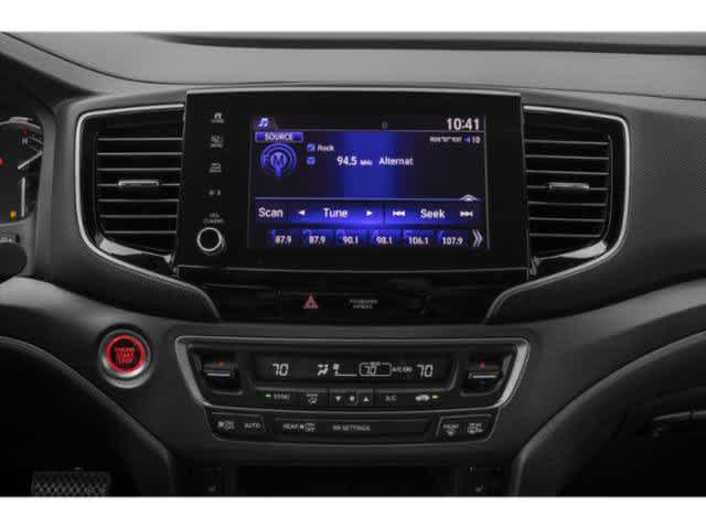 2023 Honda Ridgeline - Image 13