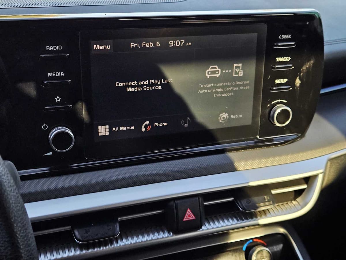 2022 Kia K5 - Image 17