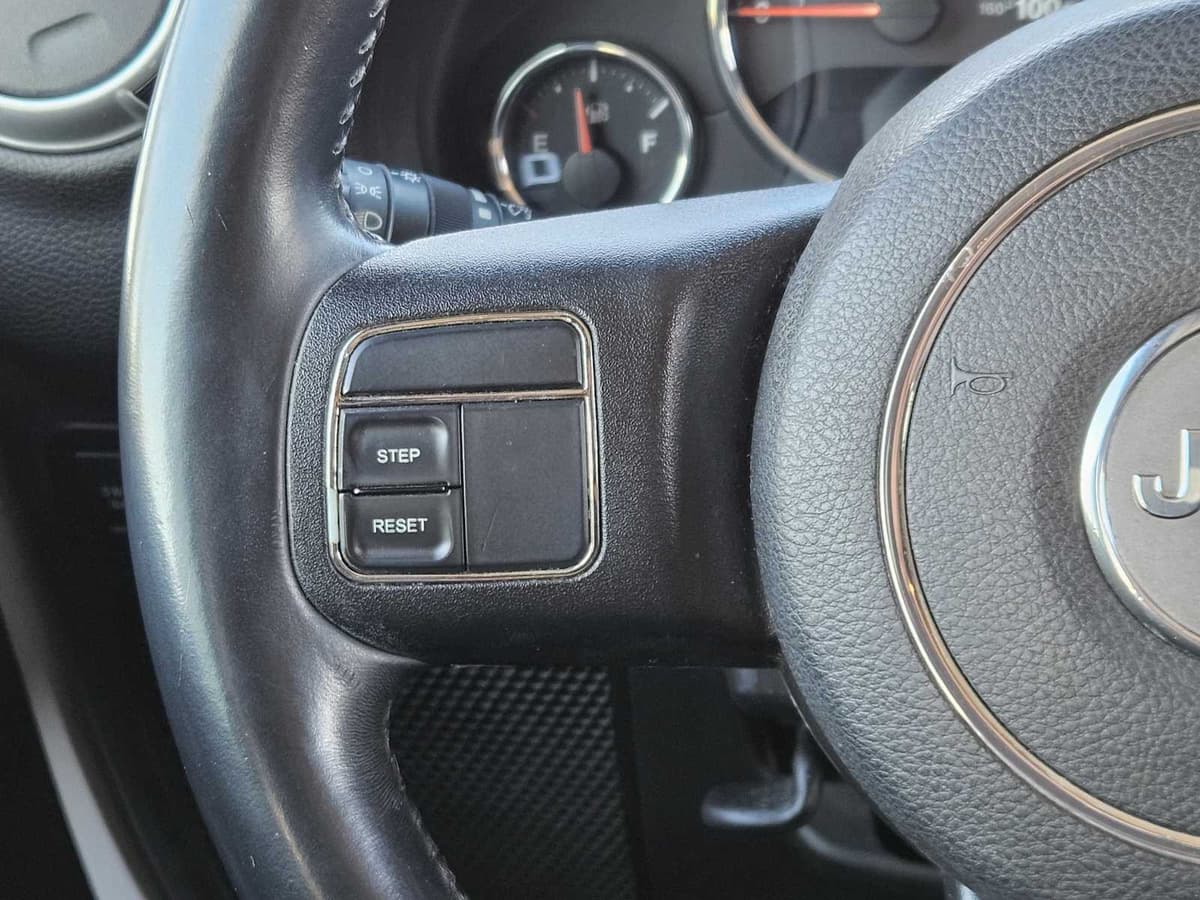 2012 Jeep Wrangler Unlimited - Image 25