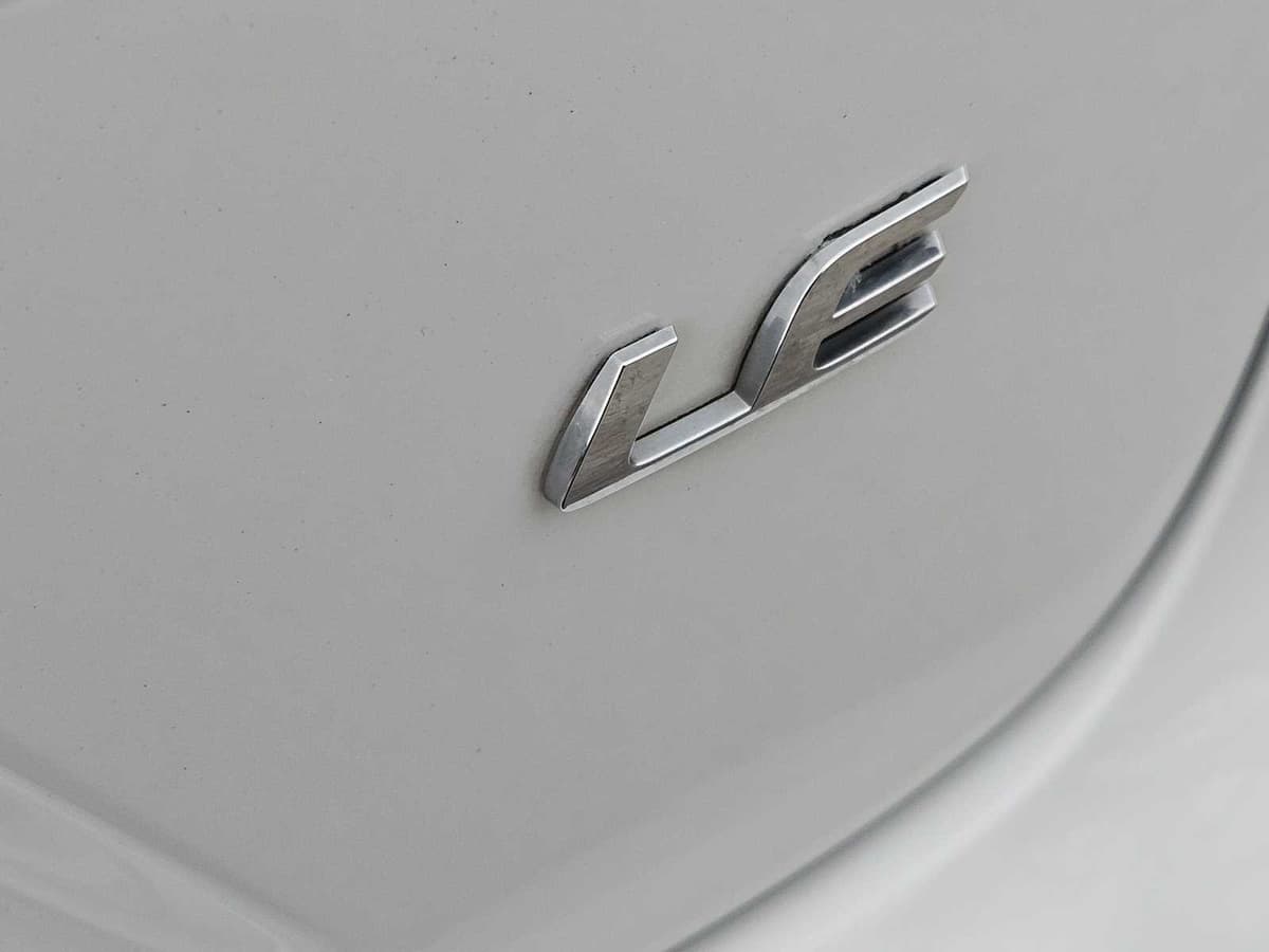 2021 Toyota Corolla - Image 12