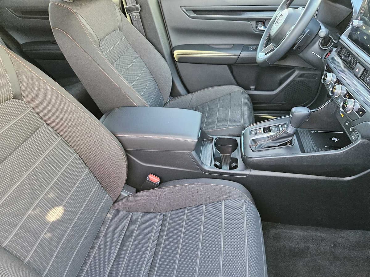 2026 Honda CR-V Hybrid - Image 14