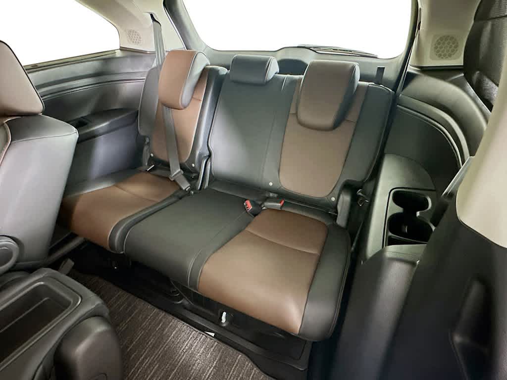 2026 Honda Odyssey - Image 25