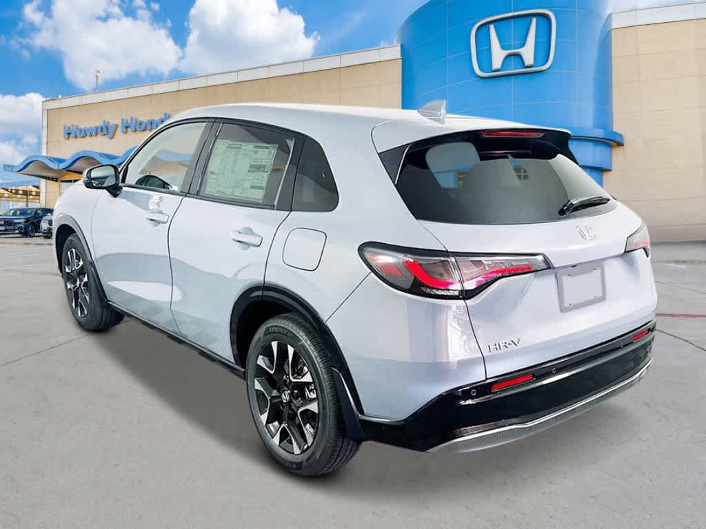 2027 Honda HR-V - Image 2