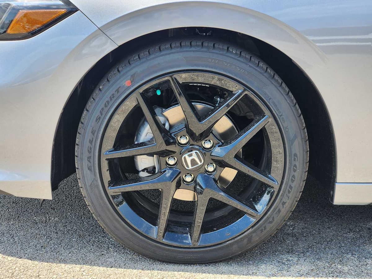 2026 Honda Civic - Image 8