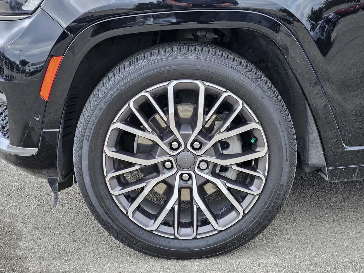 2022 Jeep Grand Cherokee L - Image 9