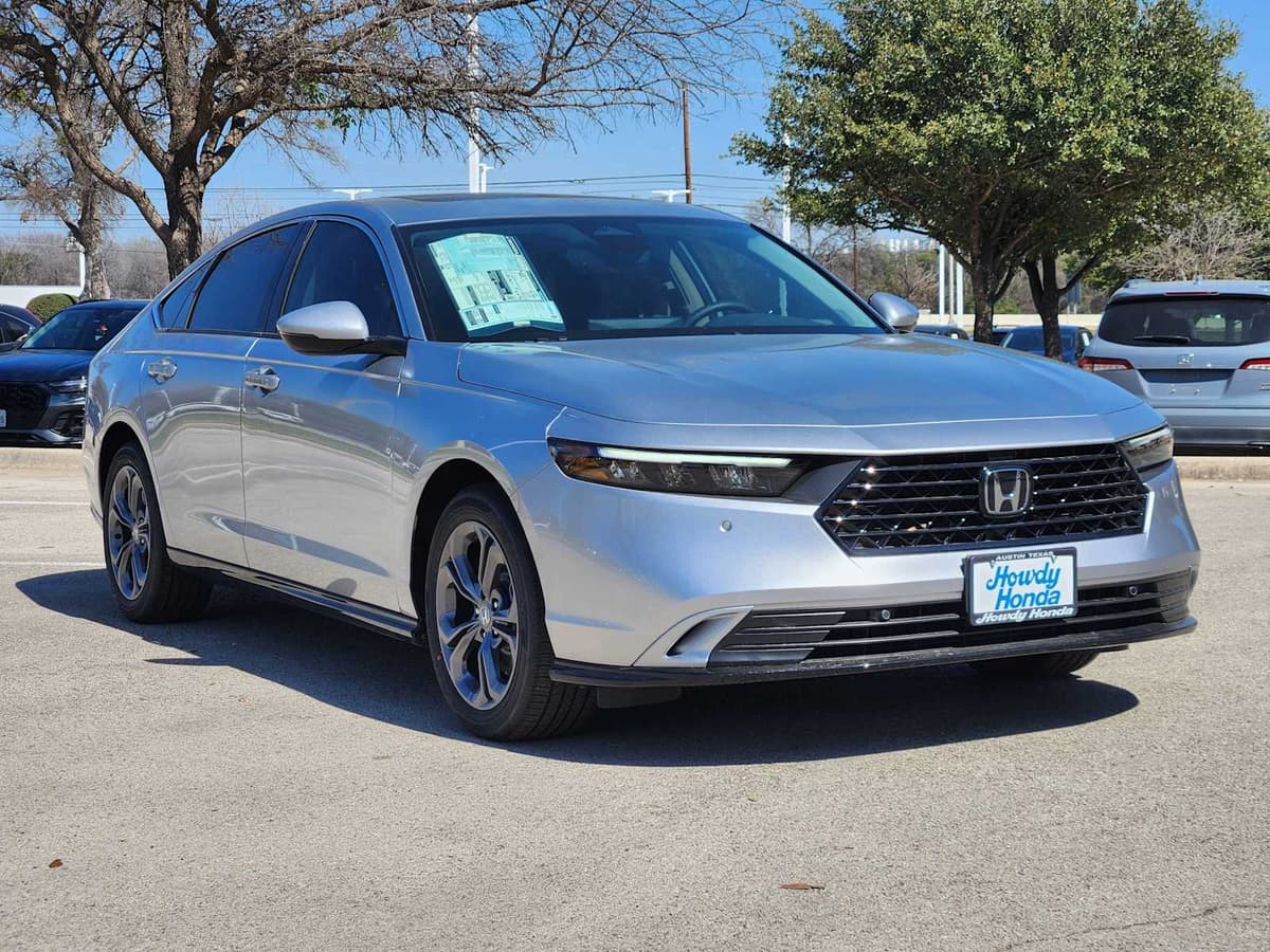 2026 Honda Accord Hybrid - Image 3