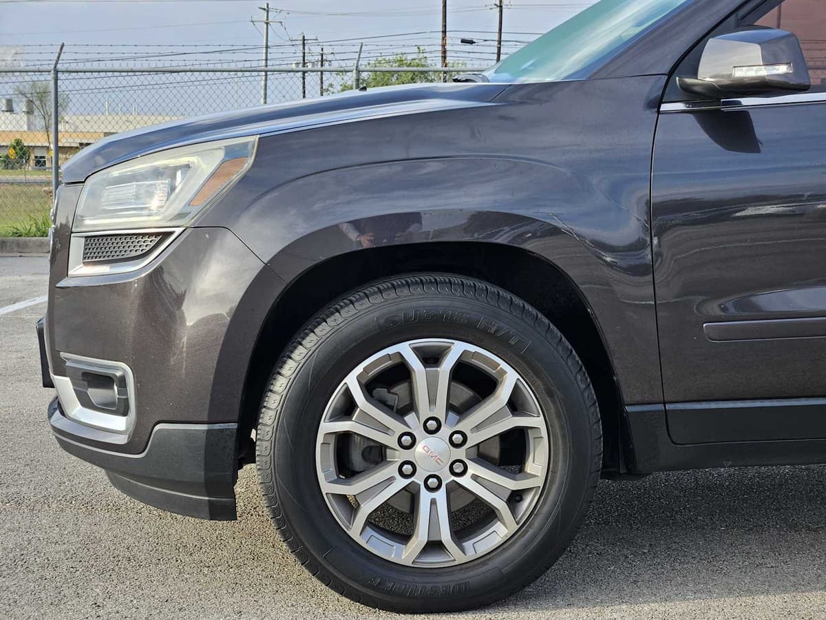 2015 GMC Acadia - Image 7