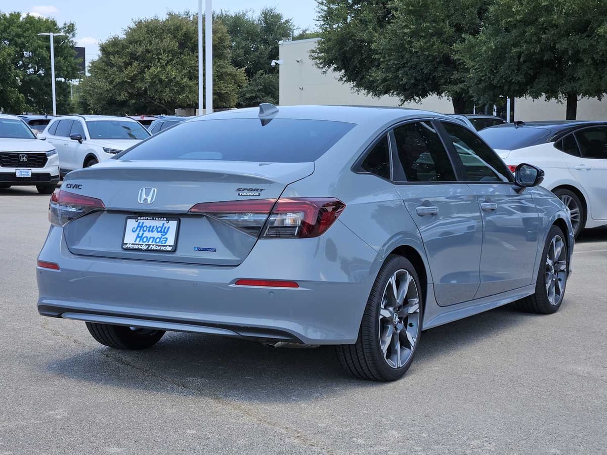 2026 Honda Civic Hybrid - Image 5