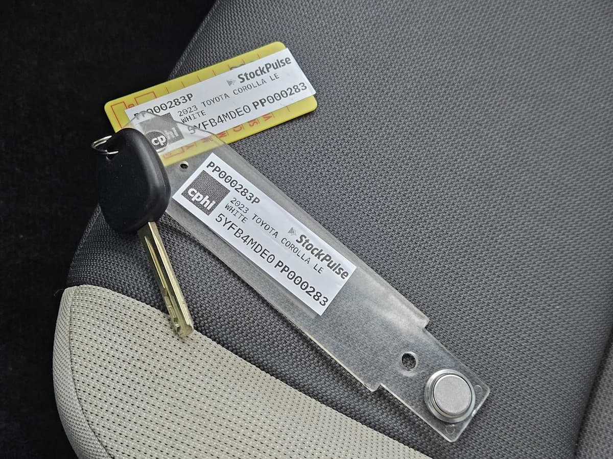 2023 Toyota Corolla - Image 31