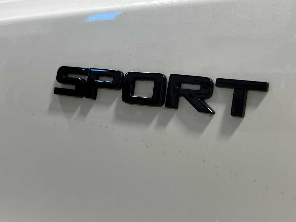 2026 Honda CR-V Hybrid - Image 6