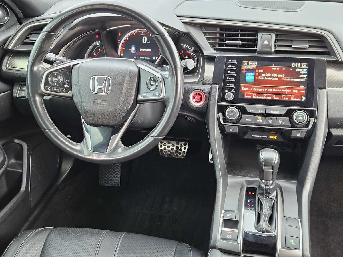 2019 Honda Civic Hatchback - Image 26