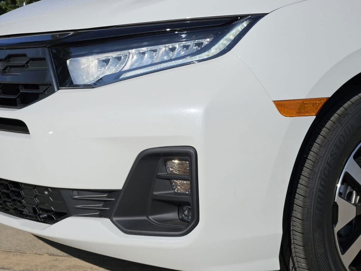 2026 Honda Odyssey - Image 7