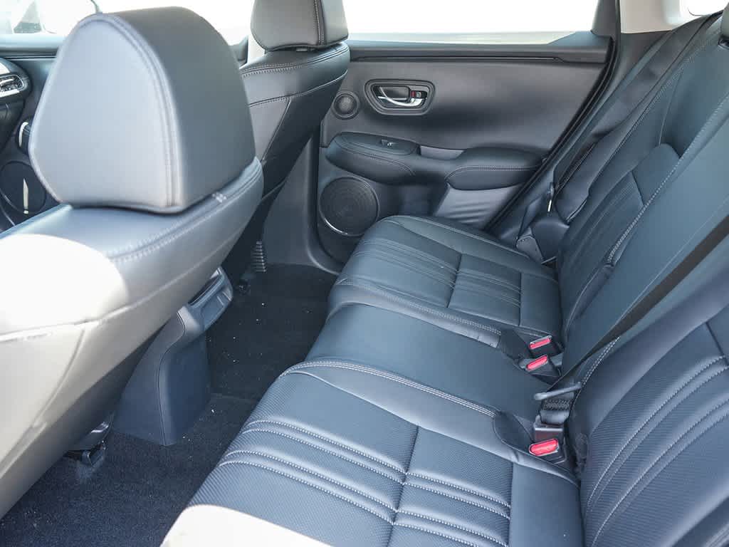 2027 Honda HR-V - Image 21