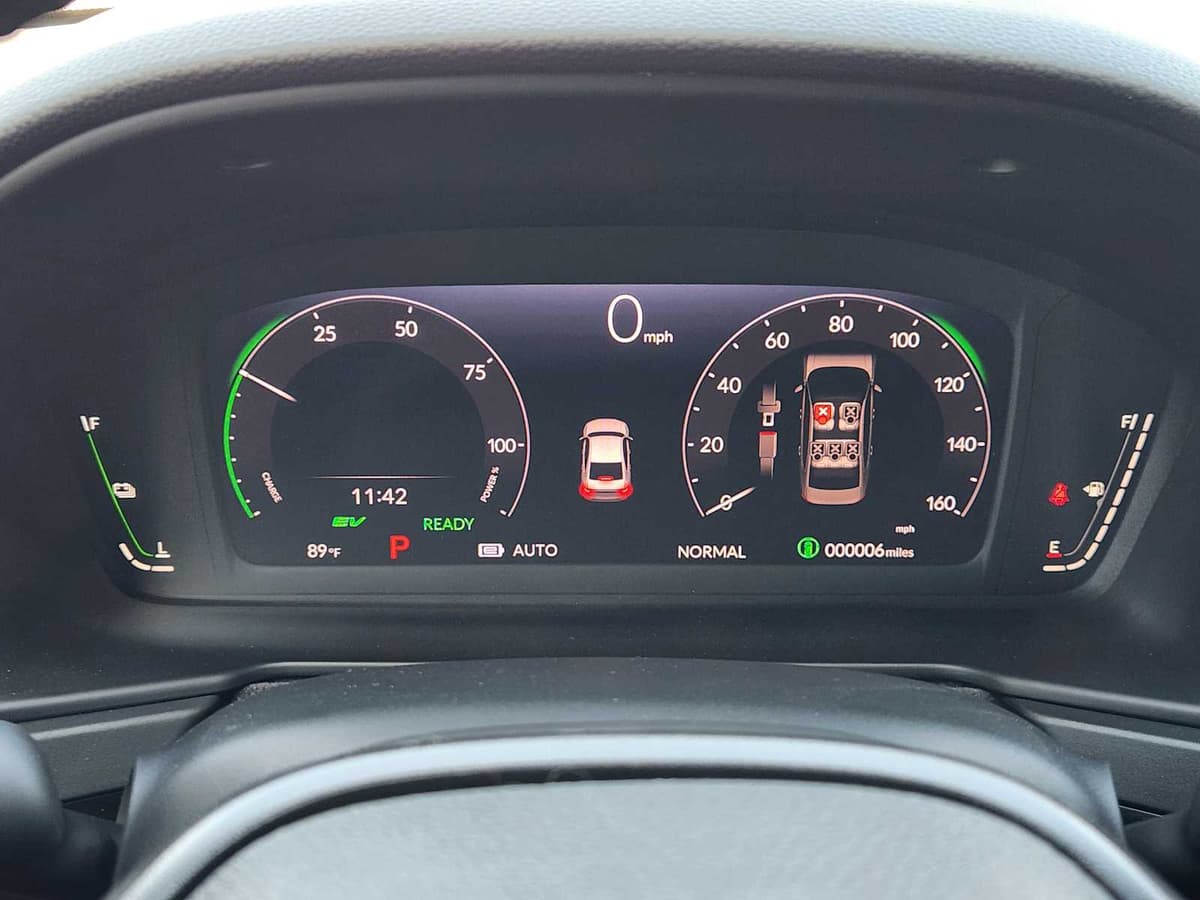 2026 Honda Accord Hybrid - Image 12