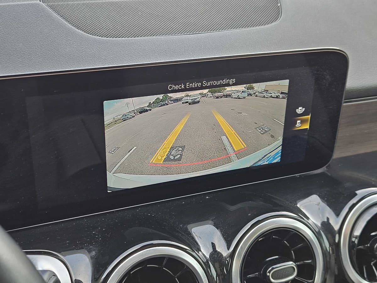 2022 Mercedes-Benz GLB 250 - Image 17