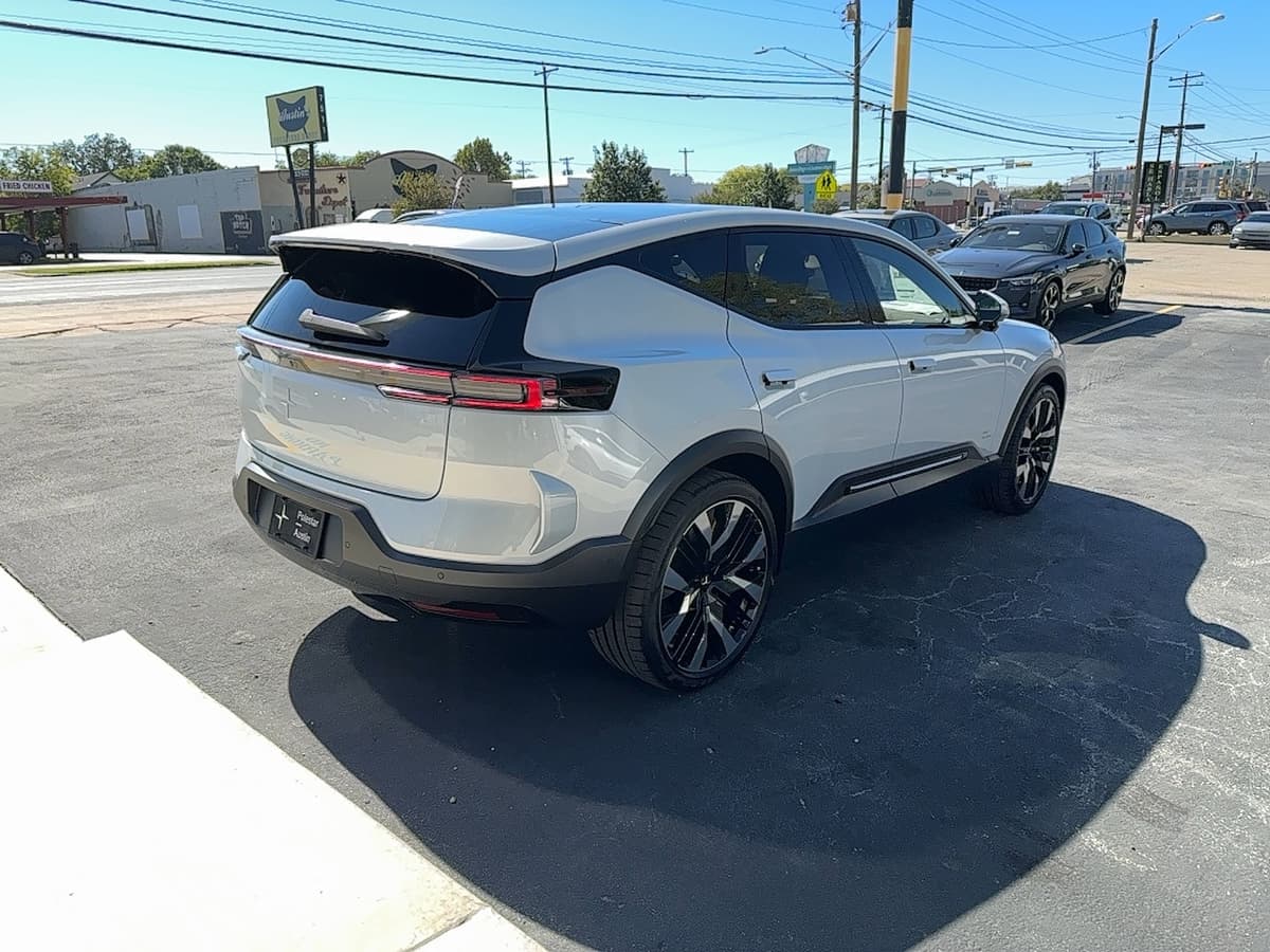 2025 Polestar 3 - Image 6