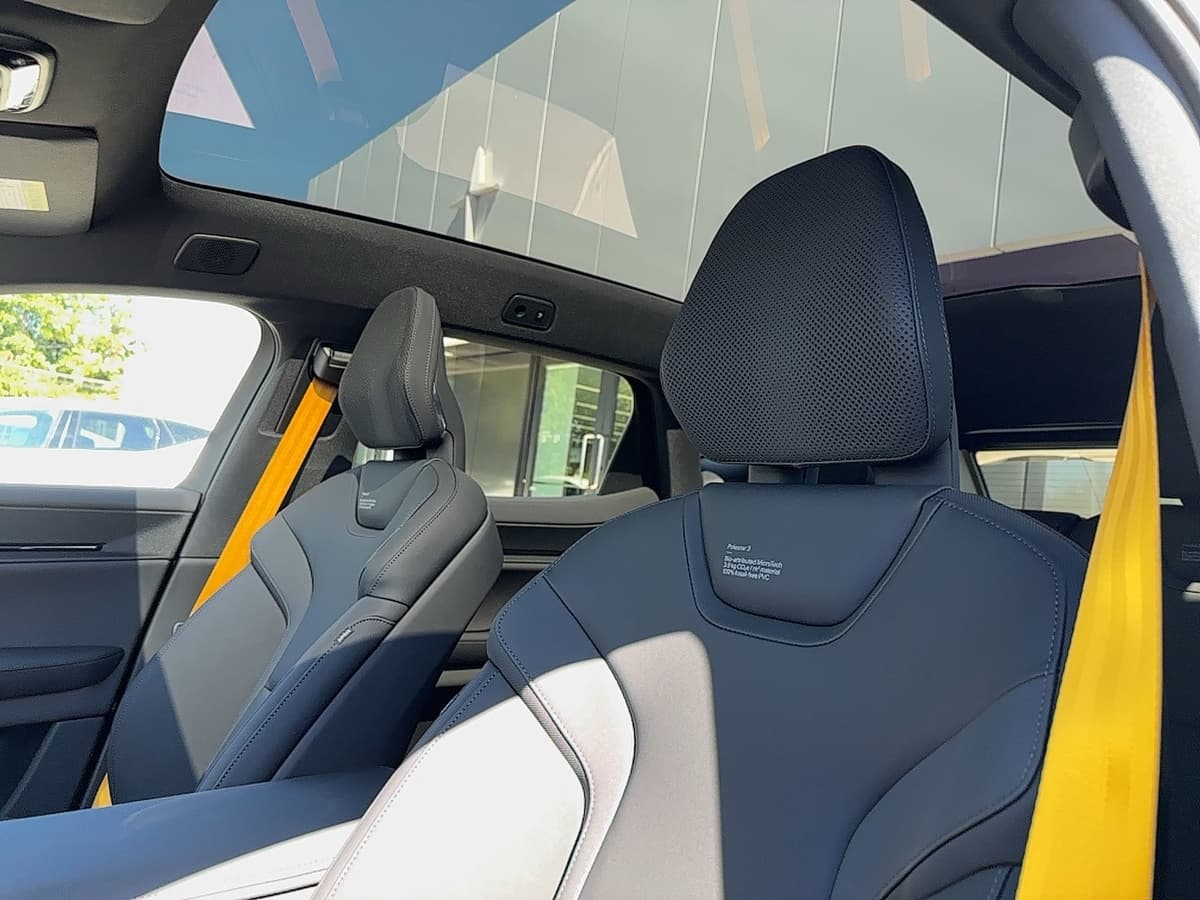 2025 Polestar 3 - Image 15