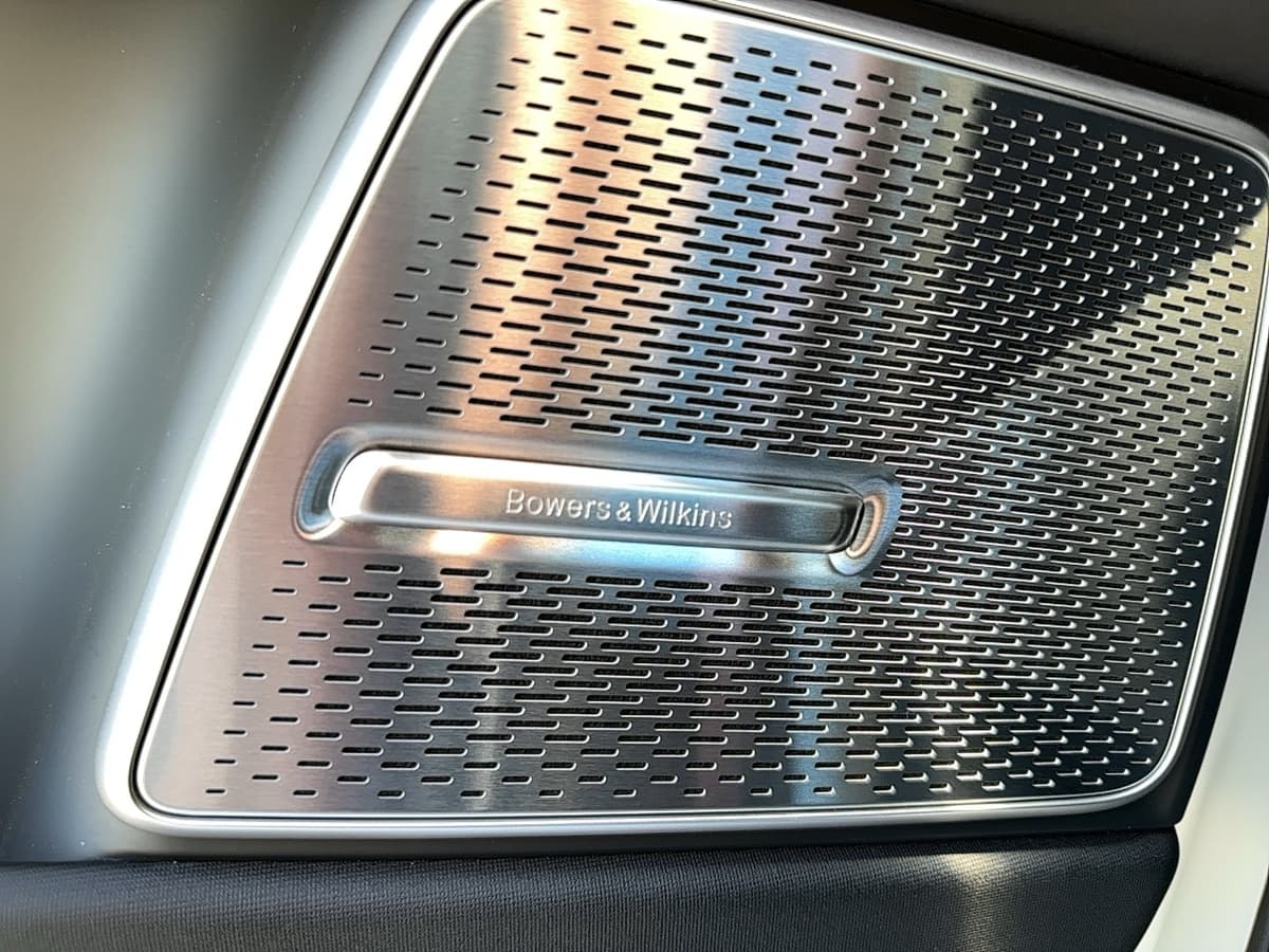 2025 Polestar 3 - Image 19