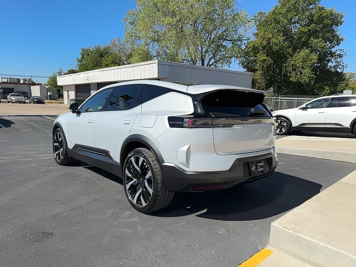 2025 Polestar 3 - Image 4