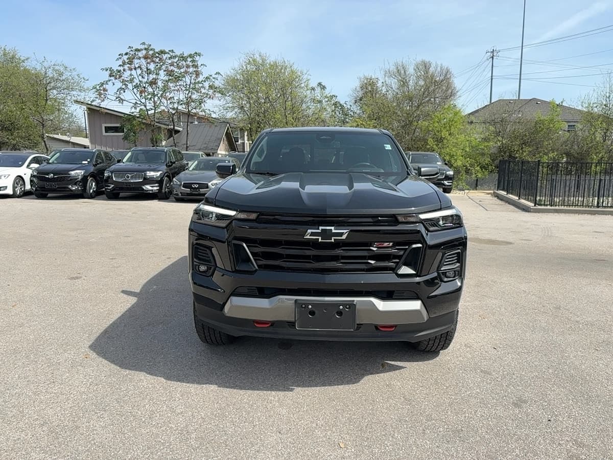 2024 Chevrolet Colorado - Image 9