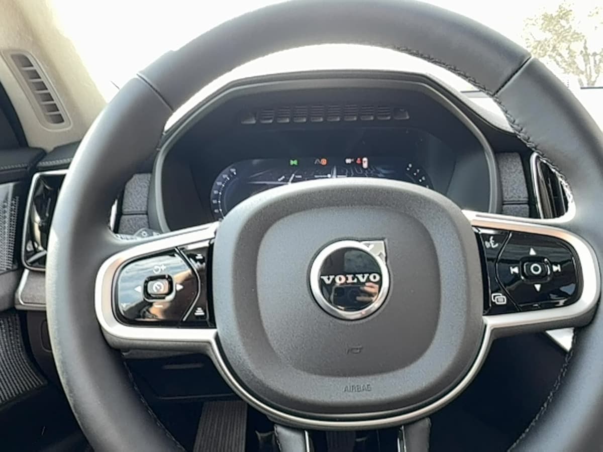 2026 Volvo XC90 - Image 20
