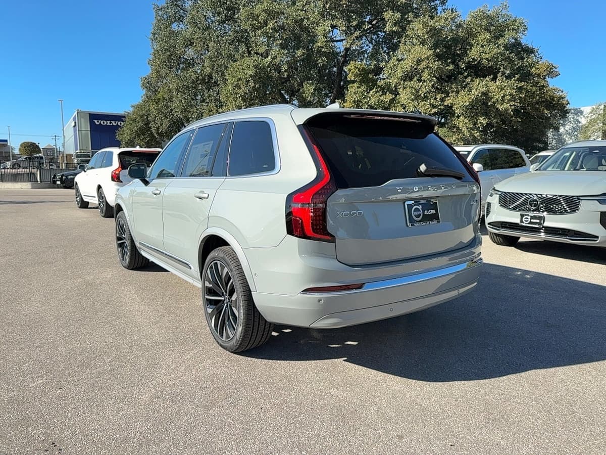 2026 Volvo XC90 - Image 4