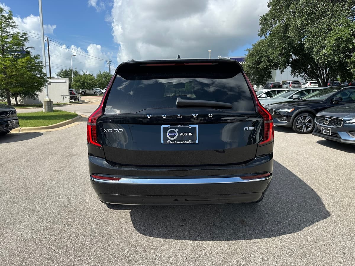 2026 Volvo XC90 - Image 5
