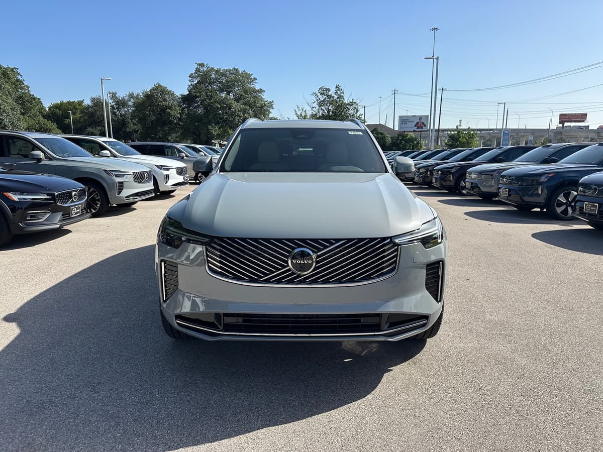 2026 Volvo XC90 - Image 6