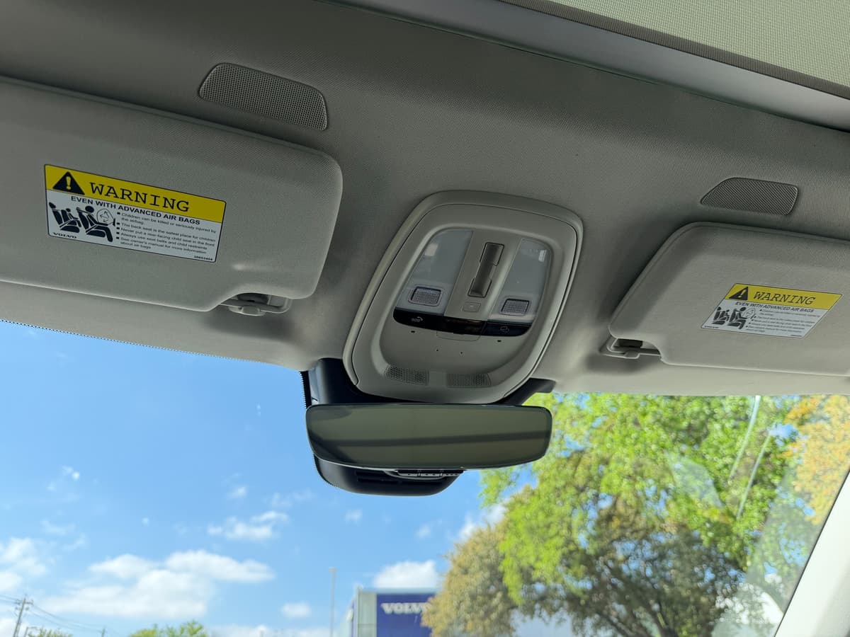 2026 Volvo XC90 - Image 15