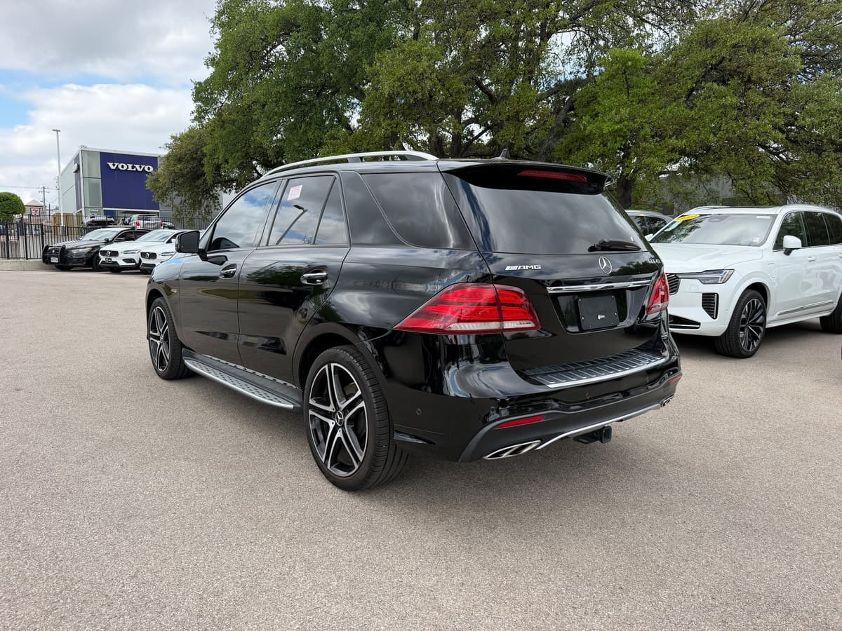 2019 Mercedes-Benz AMG GLE 43 - Image 4