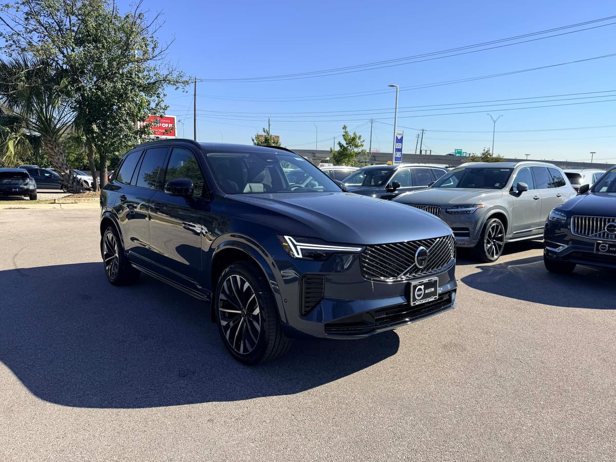 2026 Volvo XC90 - Image 7