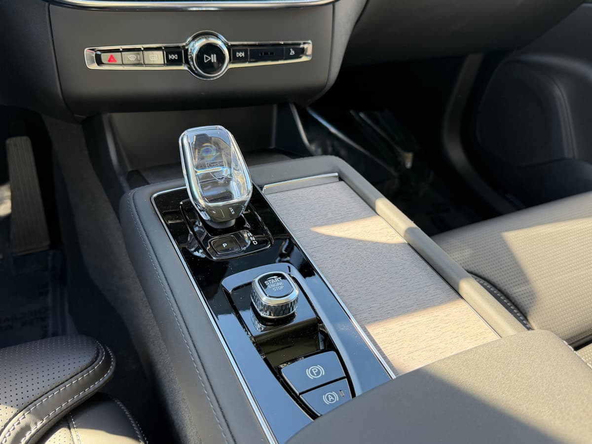 2026 Volvo XC90 - Image 14