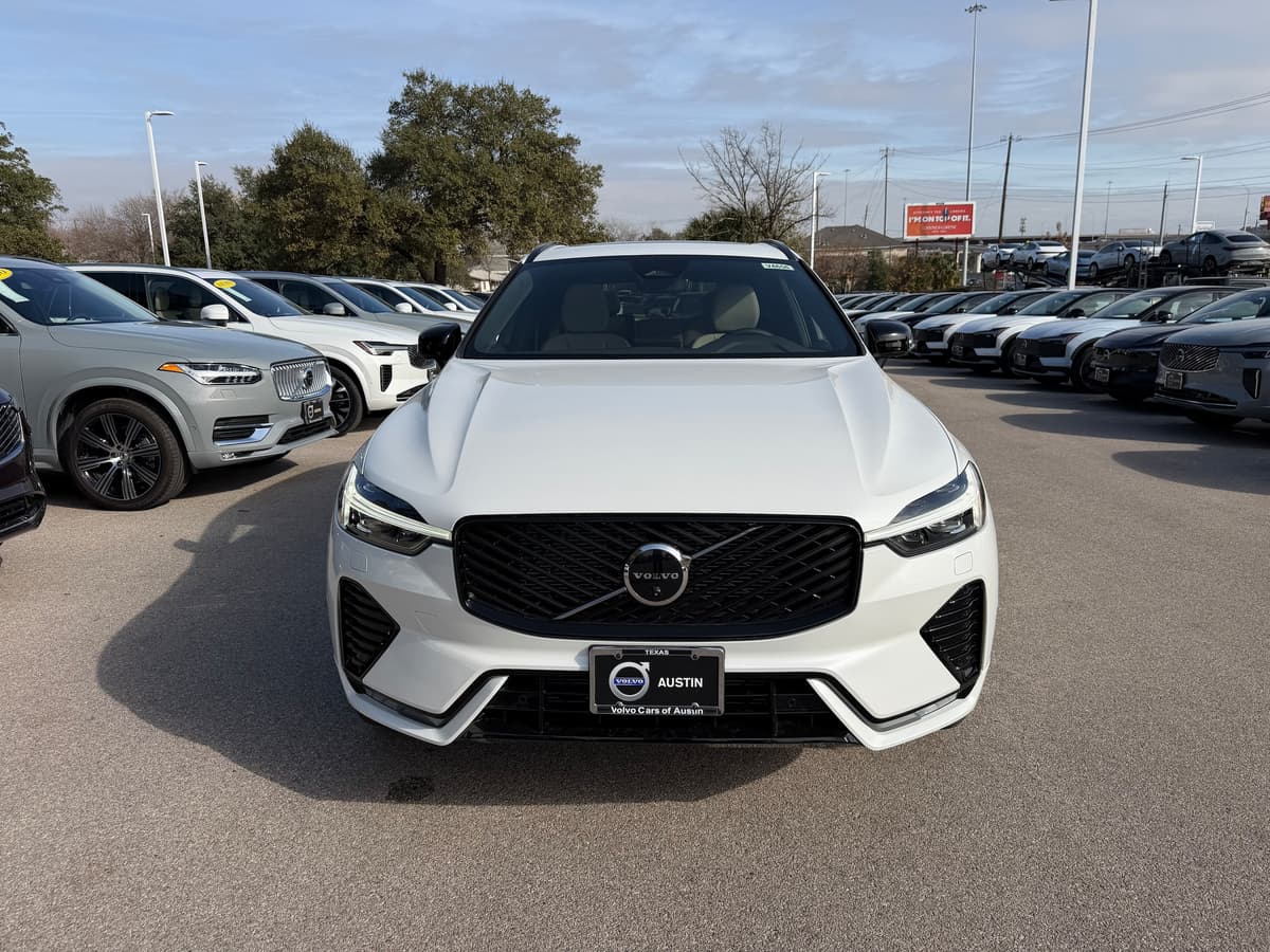 2026 Volvo XC60 - Image 6