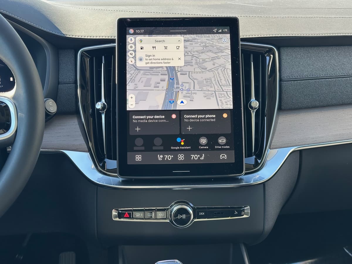 2026 Volvo XC90 - Image 13