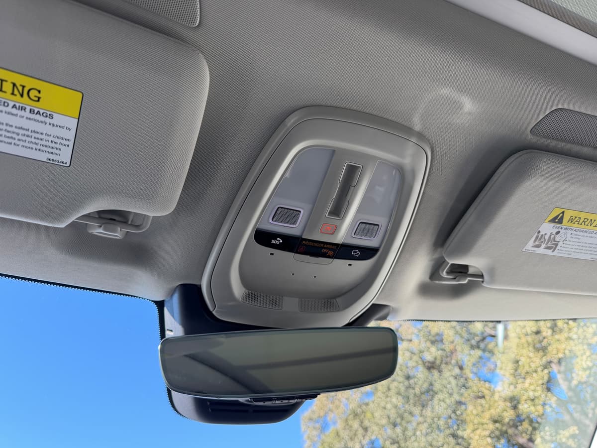 2026 Volvo XC90 - Image 17