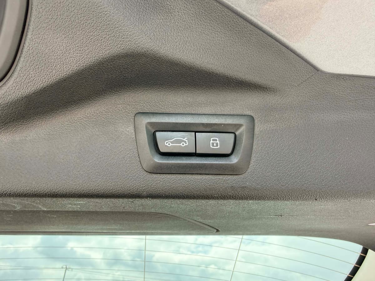 2026 BMW X7 - Image 33