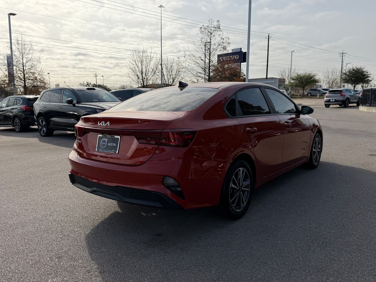 2023 Kia Forte - Image 6