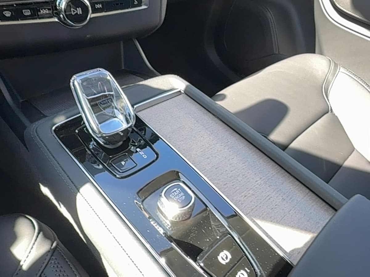 2026 Volvo XC90 - Image 22