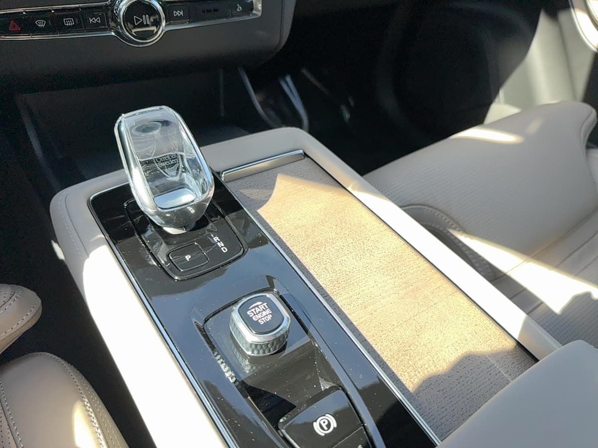 2026 Volvo XC90 - Image 23