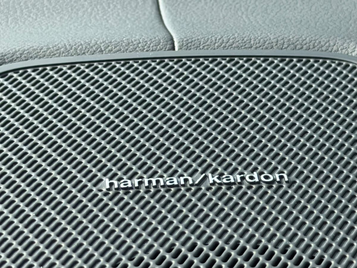 2026 Volvo XC60 plug-in hybrid - Image 15