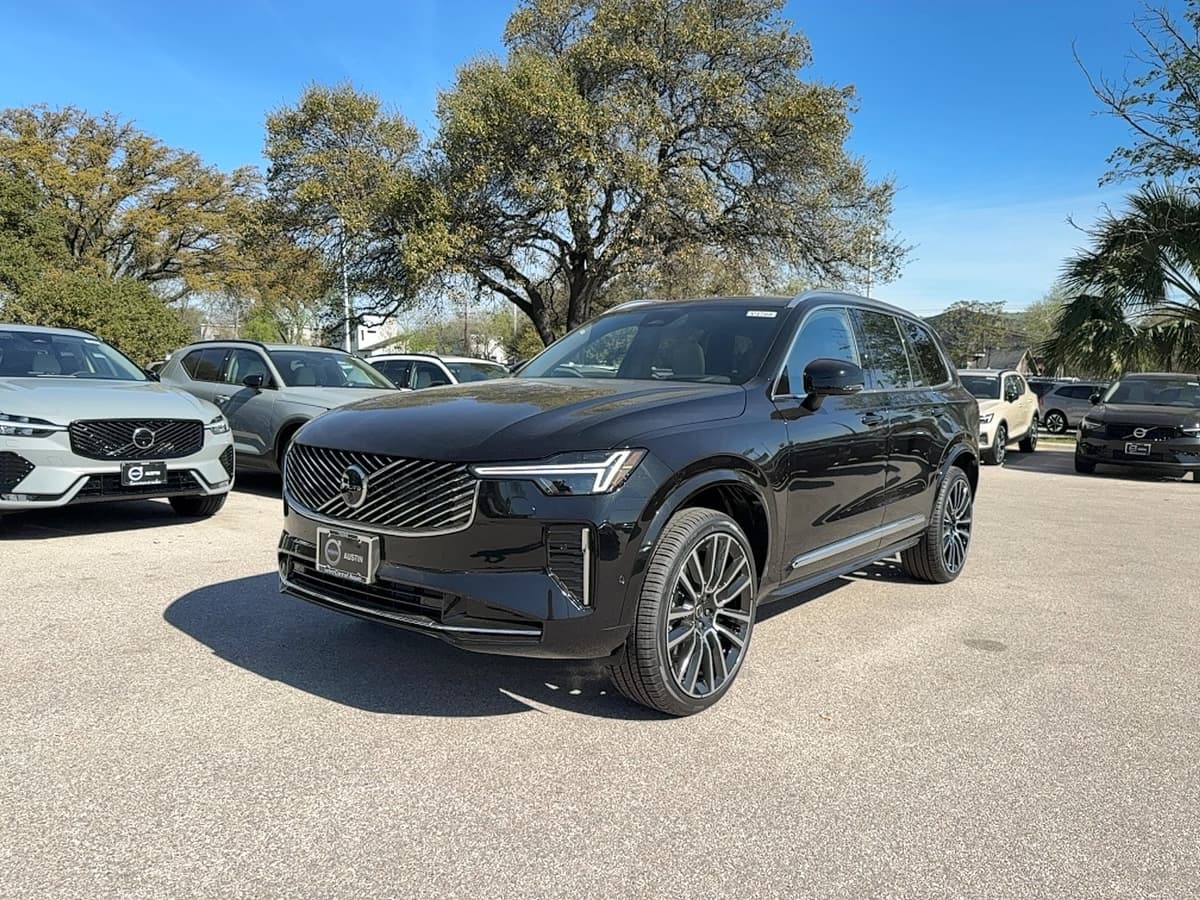 2026 Volvo XC90 - Image 2